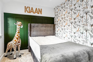 Bed 2- click for photo gallery